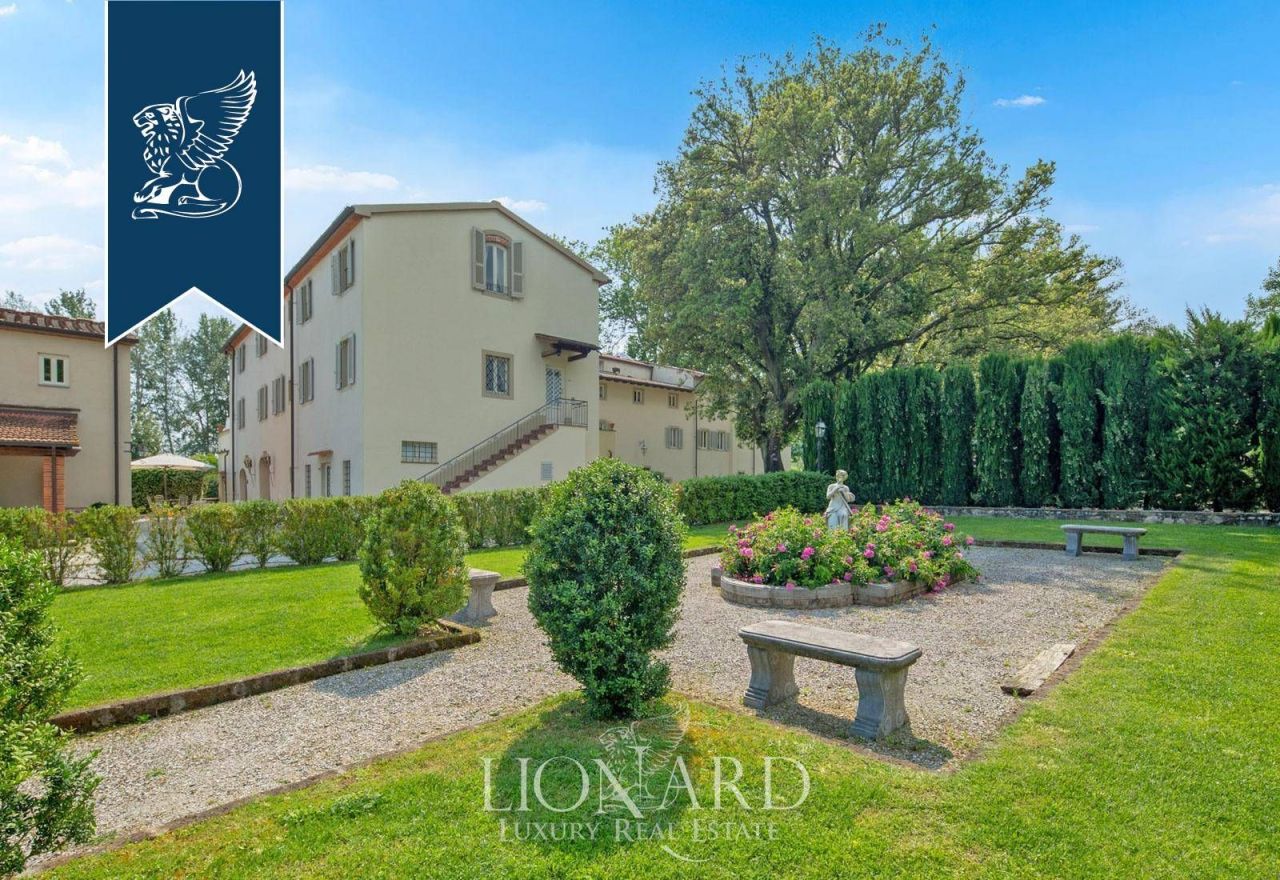 Вилла в Пистое, Италия, 2 100 м² - фото 12