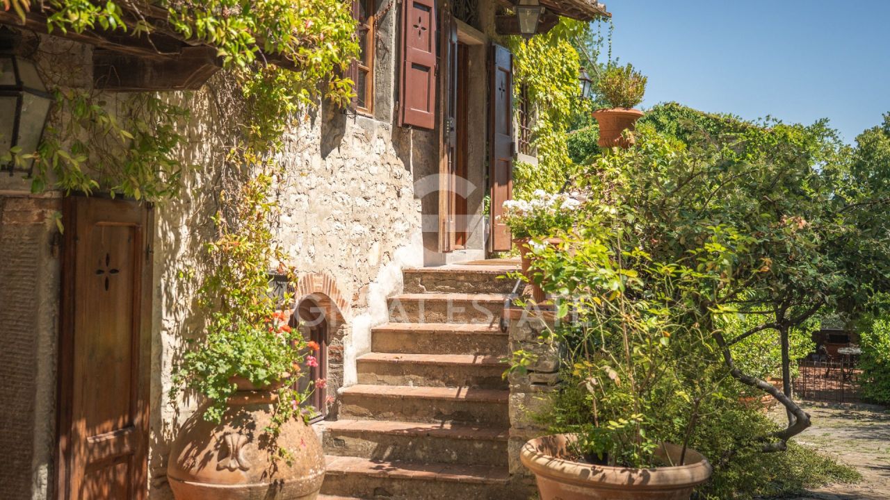 Дом в Кастеллина-ин-Кьянти, Италия, 820.7 м² - фото 6