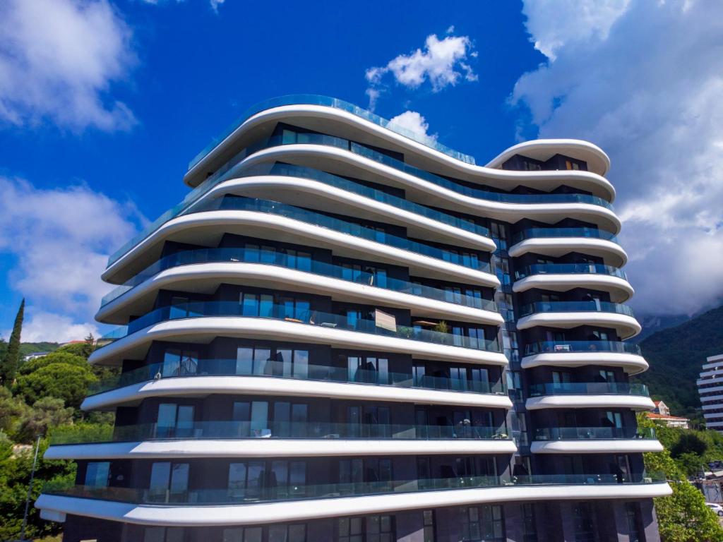 Квартира в Бечичи, Черногория, 69 м² - фото 1
