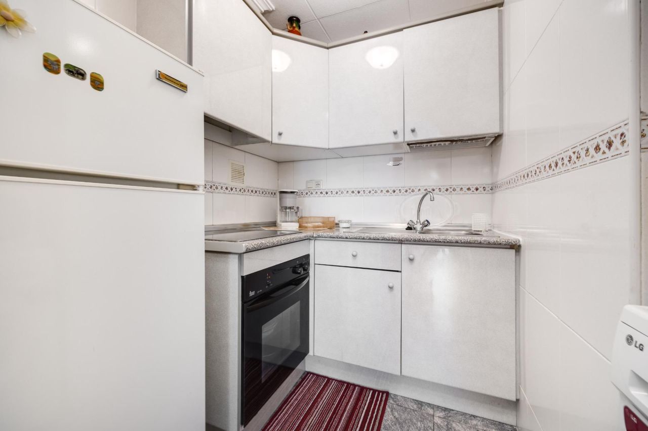 Квартира в Торревьехе, Испания, 60 м² - фото 9