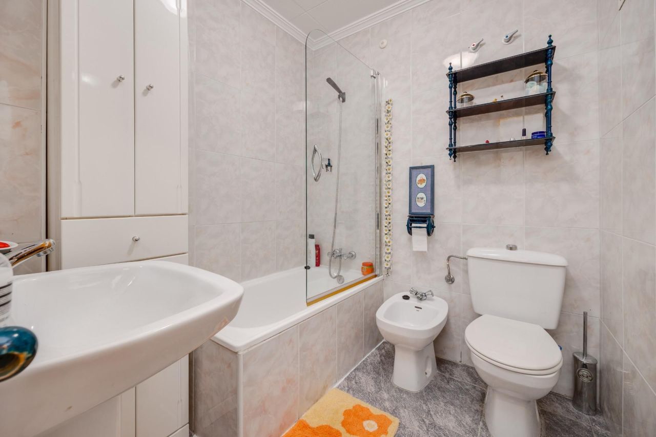 Квартира в Торревьехе, Испания, 60 м² - фото 12