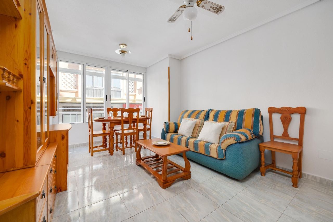 Квартира в Торревьехе, Испания, 55 м² - фото 2