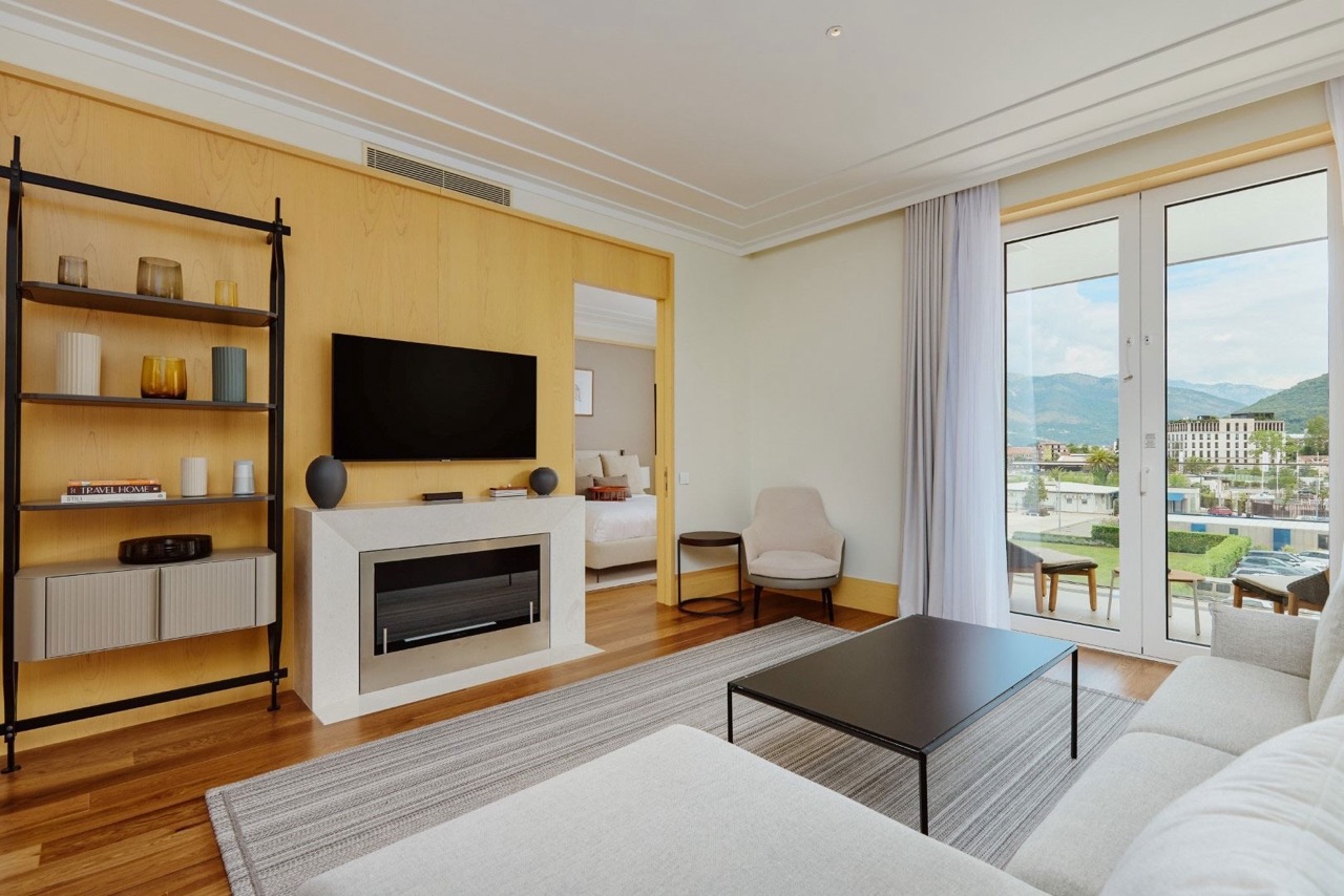 Квартира в Тивате, Черногория, 69 м² - фото 3