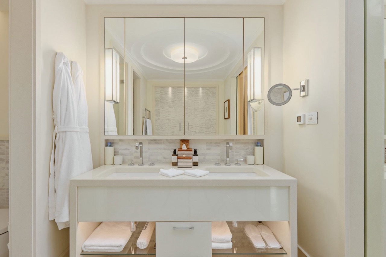 Квартира в Тивате, Черногория, 69 м² - фото 11