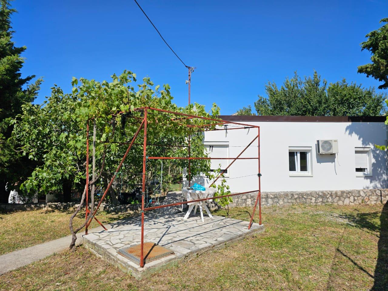 Дом в Баре, Черногория, 50 м² - фото 1