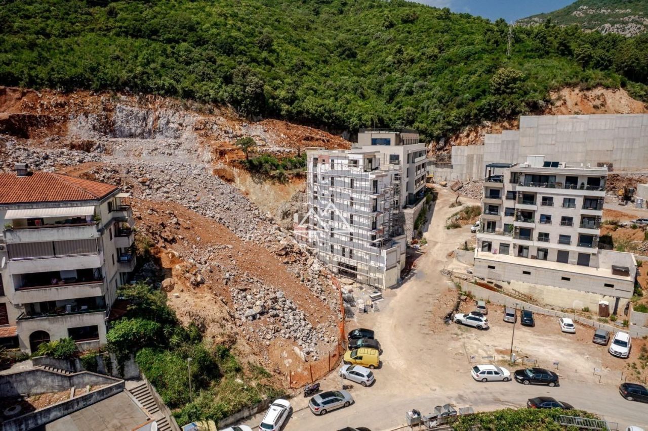 Апартаменты в Будве, Черногория, 93 м² - фото 8