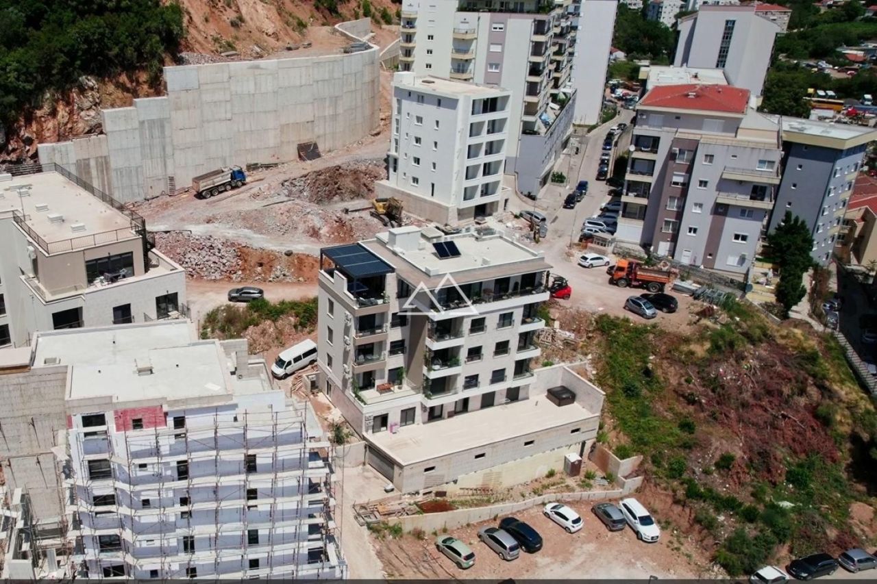 Апартаменты в Будве, Черногория, 168 м² - фото 9