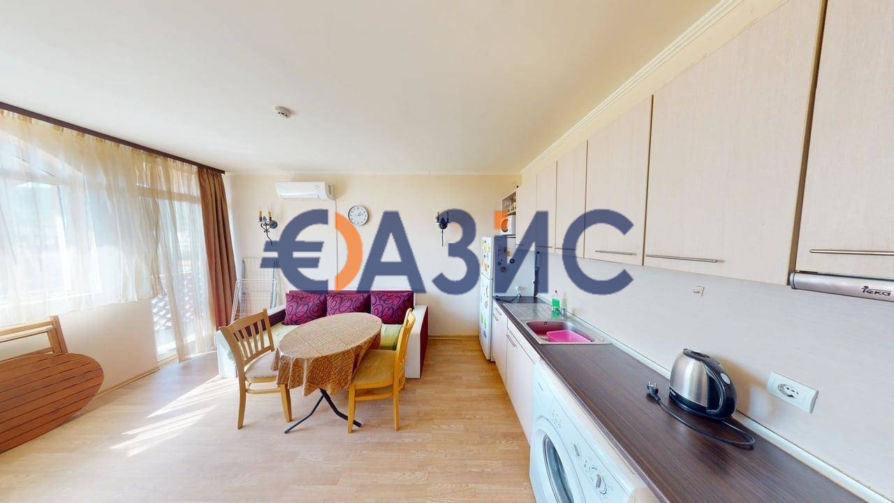 Апартаменты в Елените, Болгария, 53 м² - фото 1