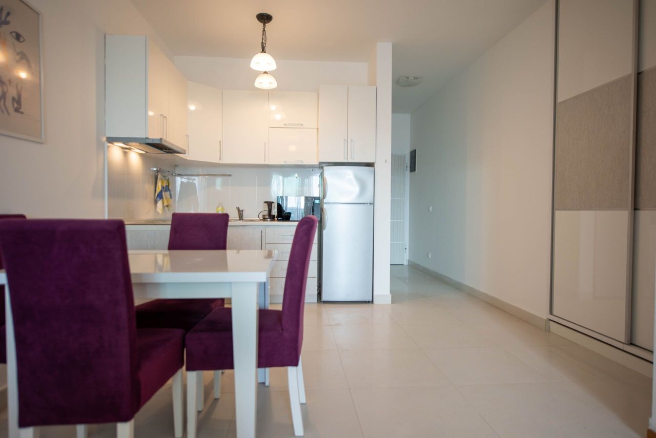 Апартаменты в Бечичи, Черногория, 55 м² - фото 3