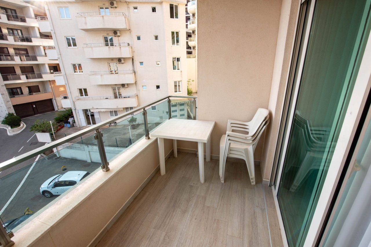 Апартаменты в Бечичи, Черногория, 55 м² - фото 13