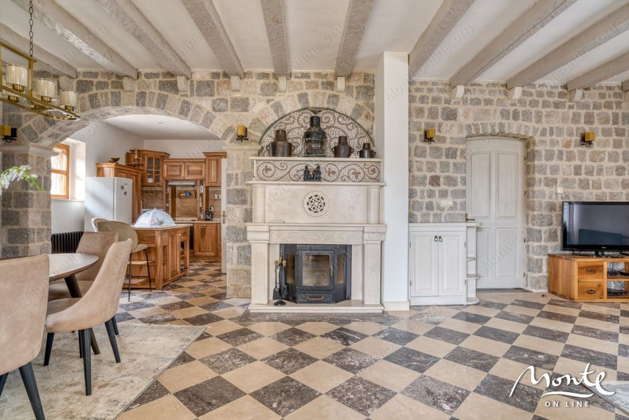 Вилла в Режевичах, Черногория, 480 м² - фото 11