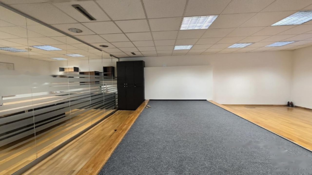 Офис в Любляне, Словения, 177 м² - фото 1
