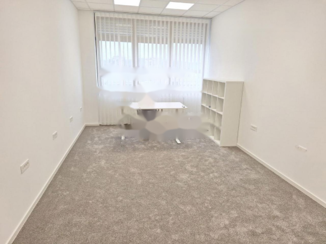 Офис в Любляне, Словения, 27 м² - фото 1