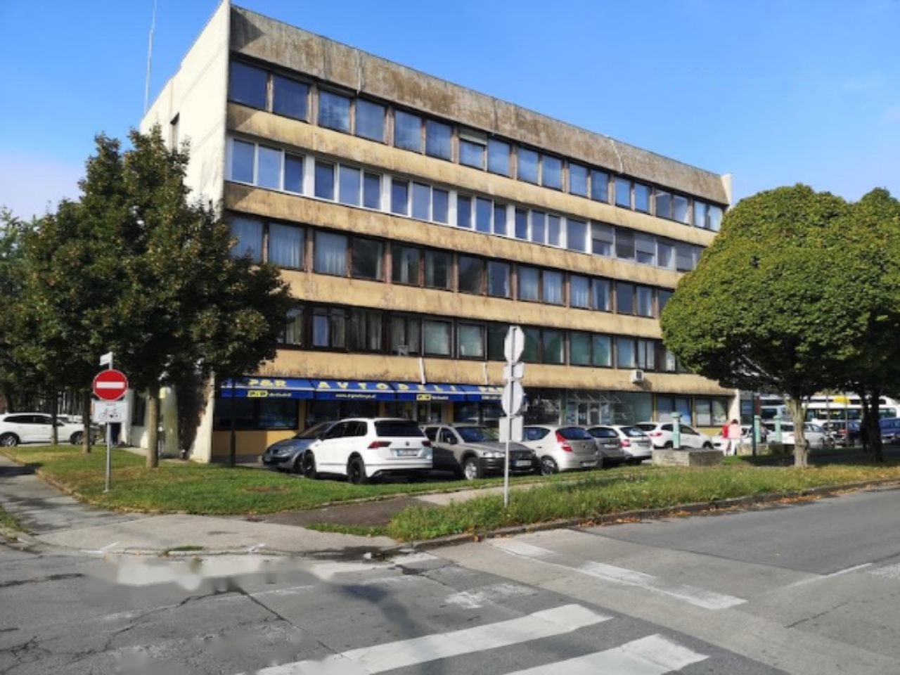 Офис в Любляне, Словения, 404 м² - фото 1