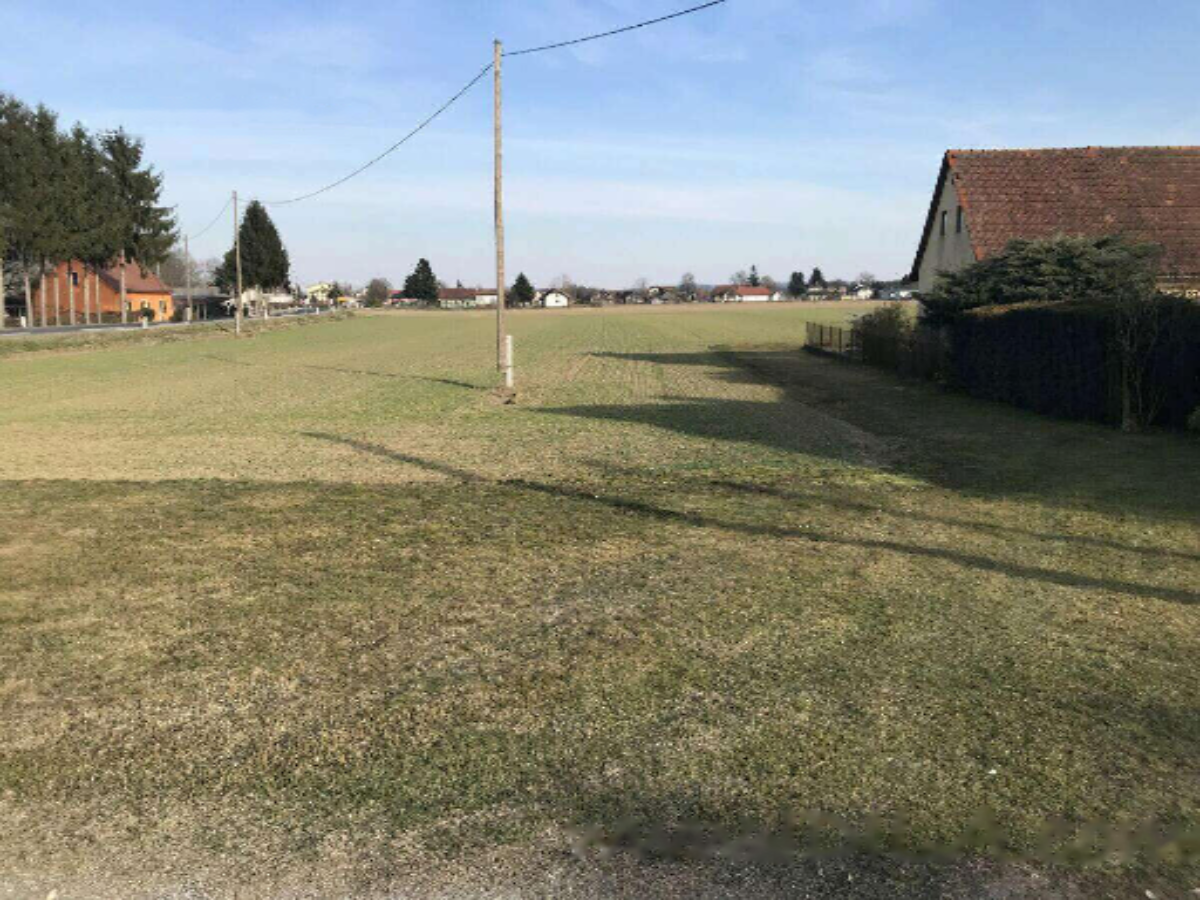 Ферма в Апаче, Словения, 13 415 м² - фото 2