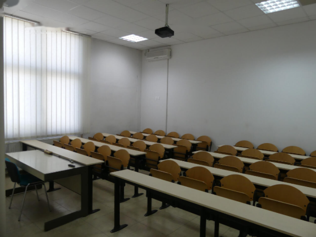 Офис в Любляне, Словения, 204 м² - фото 2