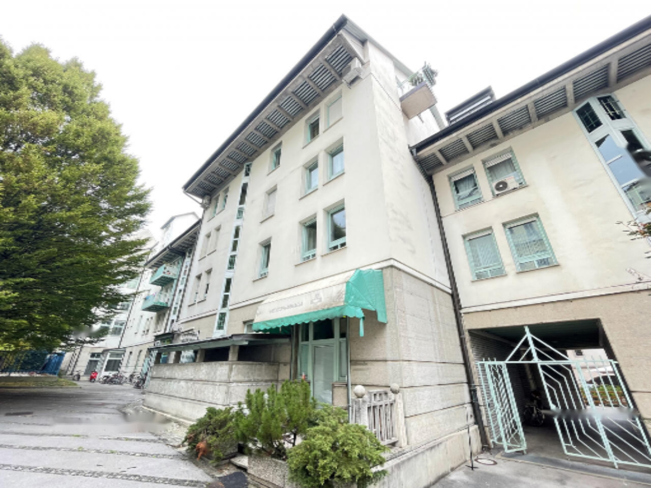 Офис в Любляне, Словения, 51 м² - фото 2