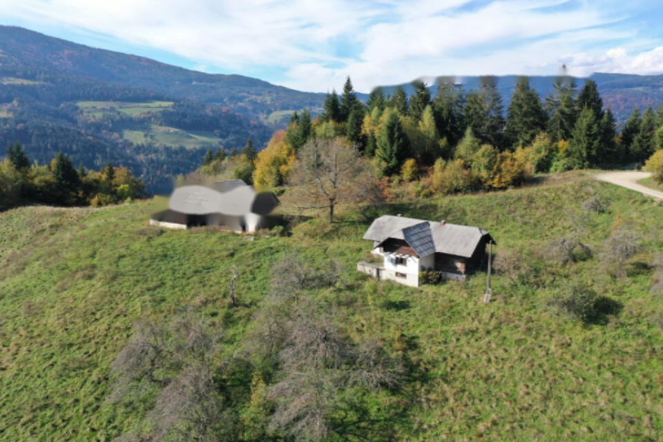 Ферма в Муте, Словения, 131 726 м² - фото 4