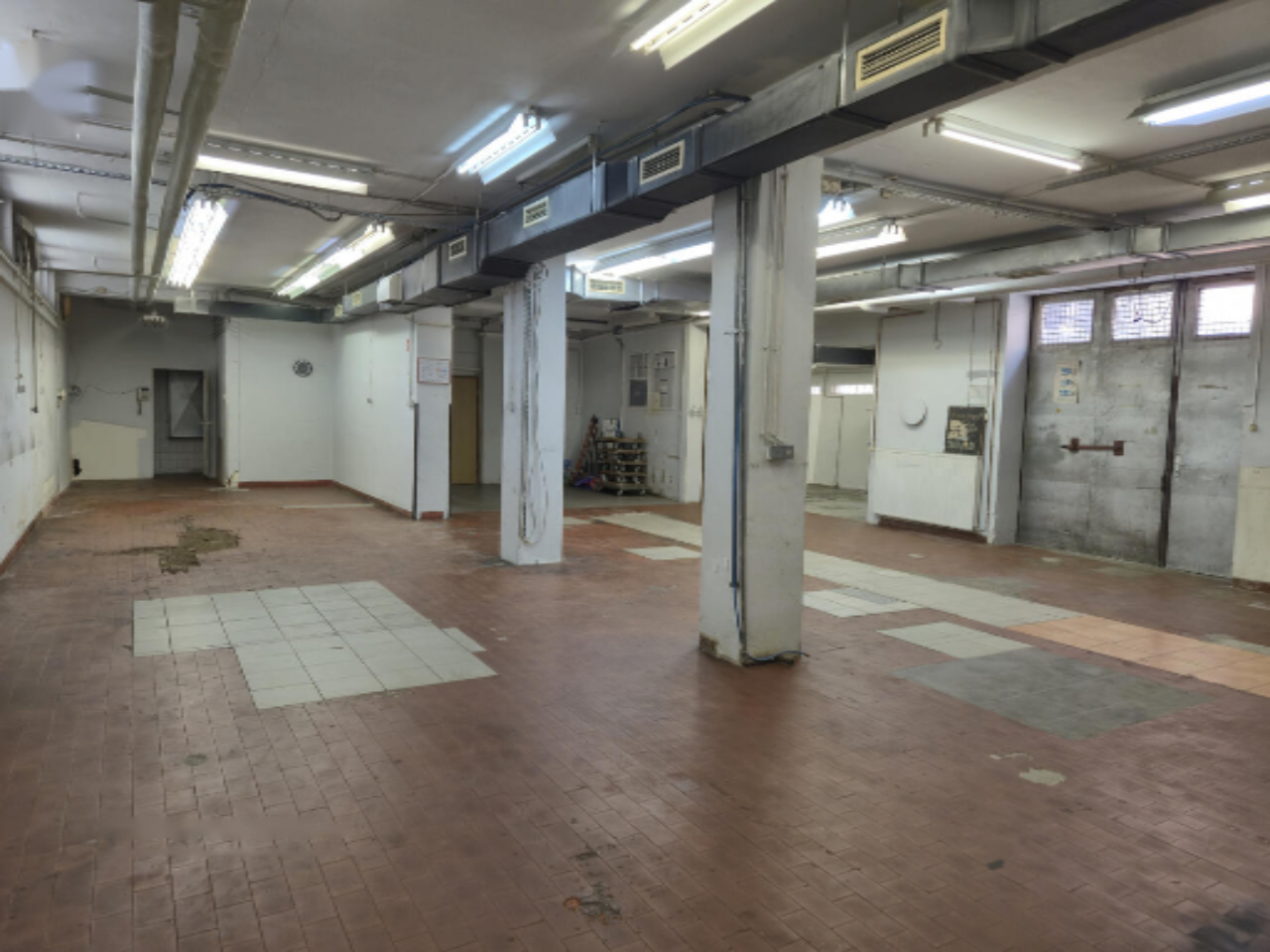 Офис в Любляне, Словения, 484 м² - фото 5