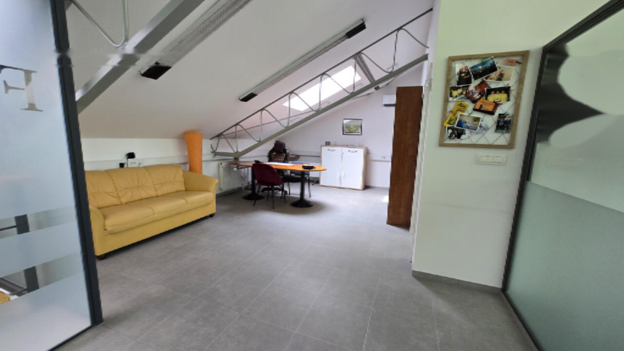 Офис в Любляне, Словения, 700 м² - фото 5