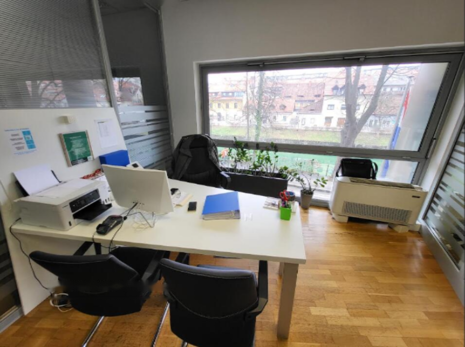 Офис в Любляне, Словения, 177 м² - фото 10