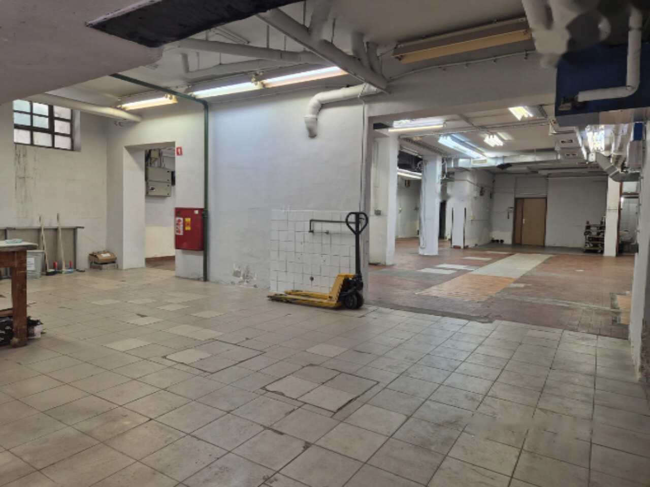 Офис в Любляне, Словения, 484 м² - фото 12