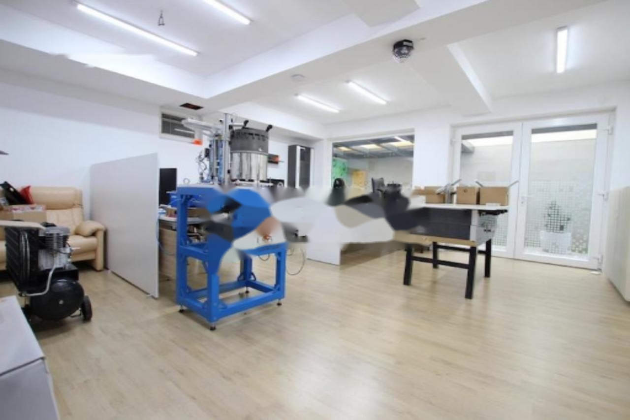 Офис в Любляне, Словения, 225 м² - фото 13