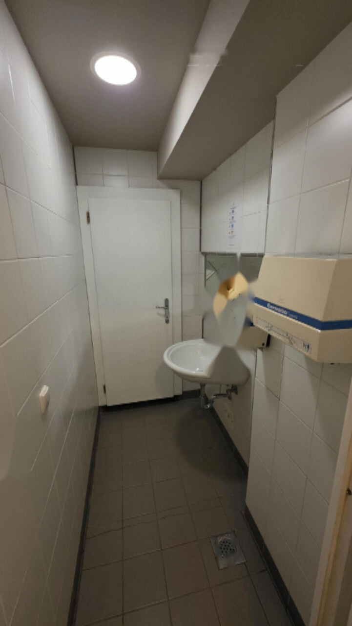 Офис в Любляне, Словения, 140 м² - фото 19