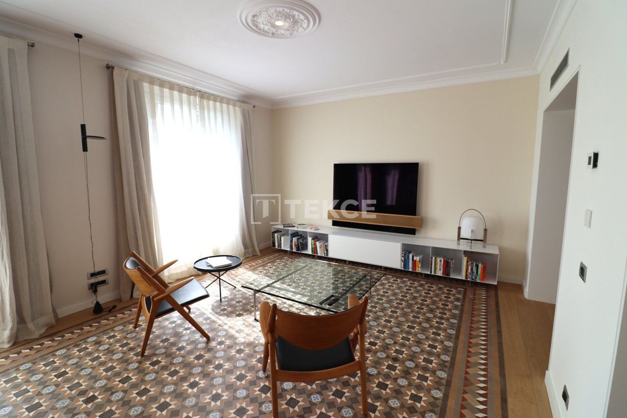 Апартаменты в Барселоне, Испания, 187 м² - фото 10