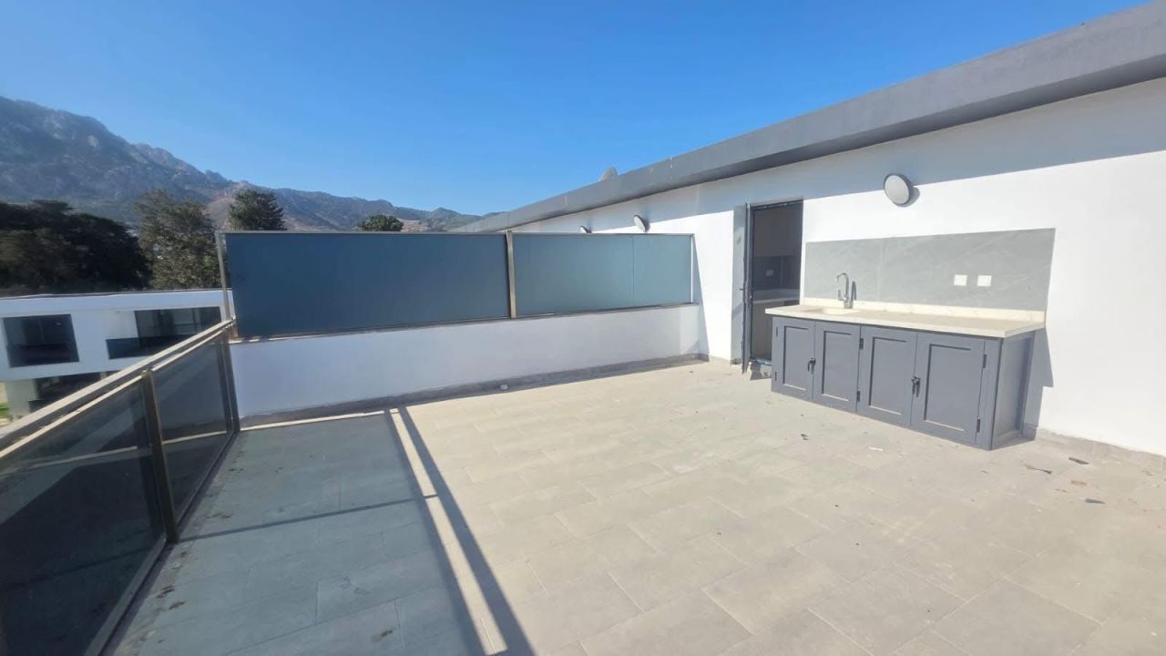 Таунхаус в Каршияке, Кипр, 150 м² - фото 12