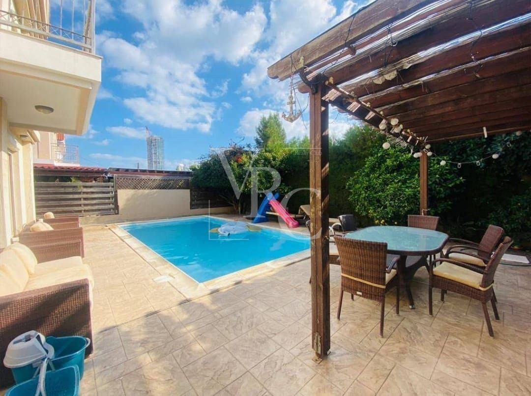 Дом в Лимасоле, Кипр, 240 м² - фото 2