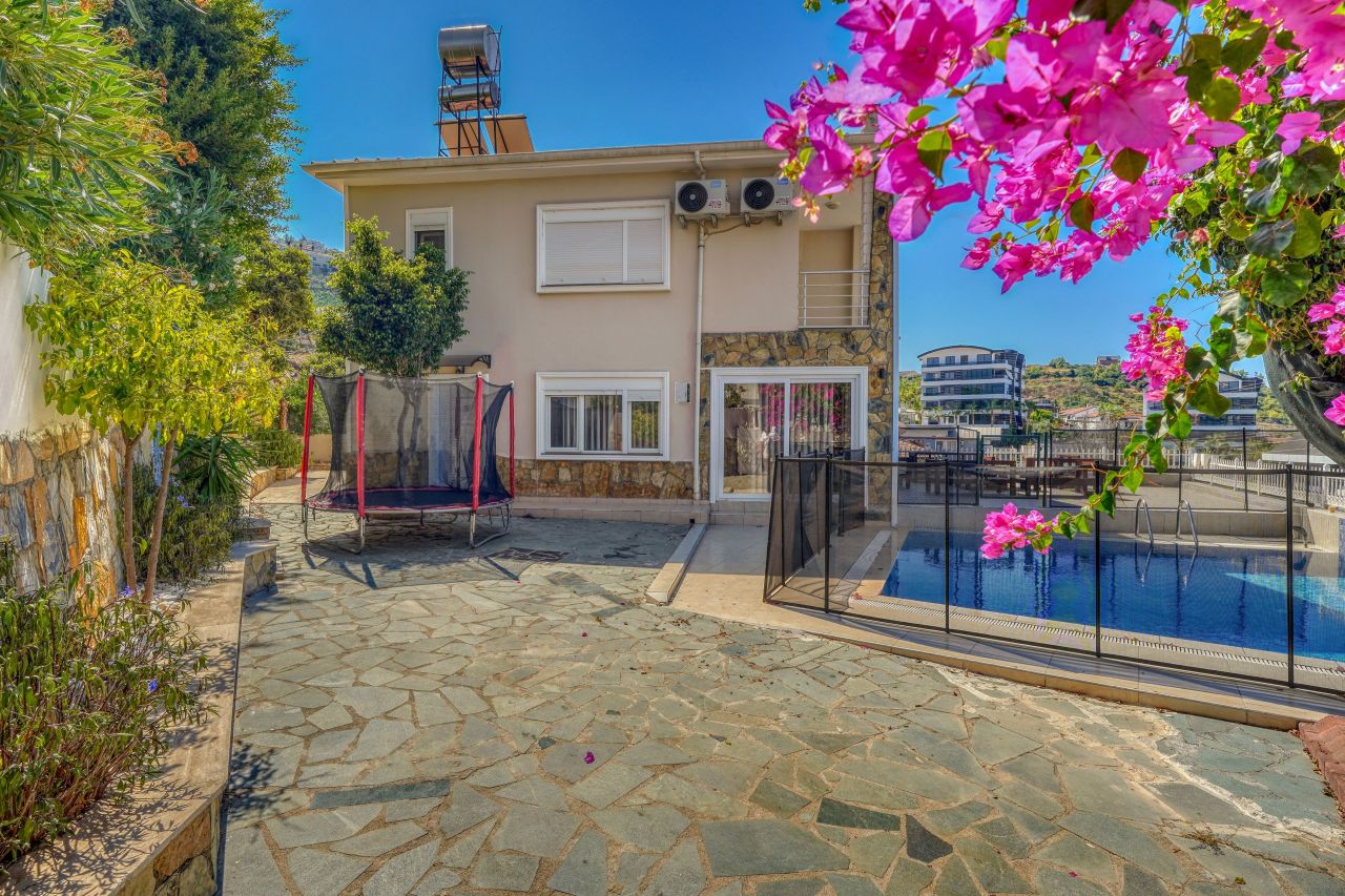 Вилла в Алании, Турция, 250 м² - фото 15