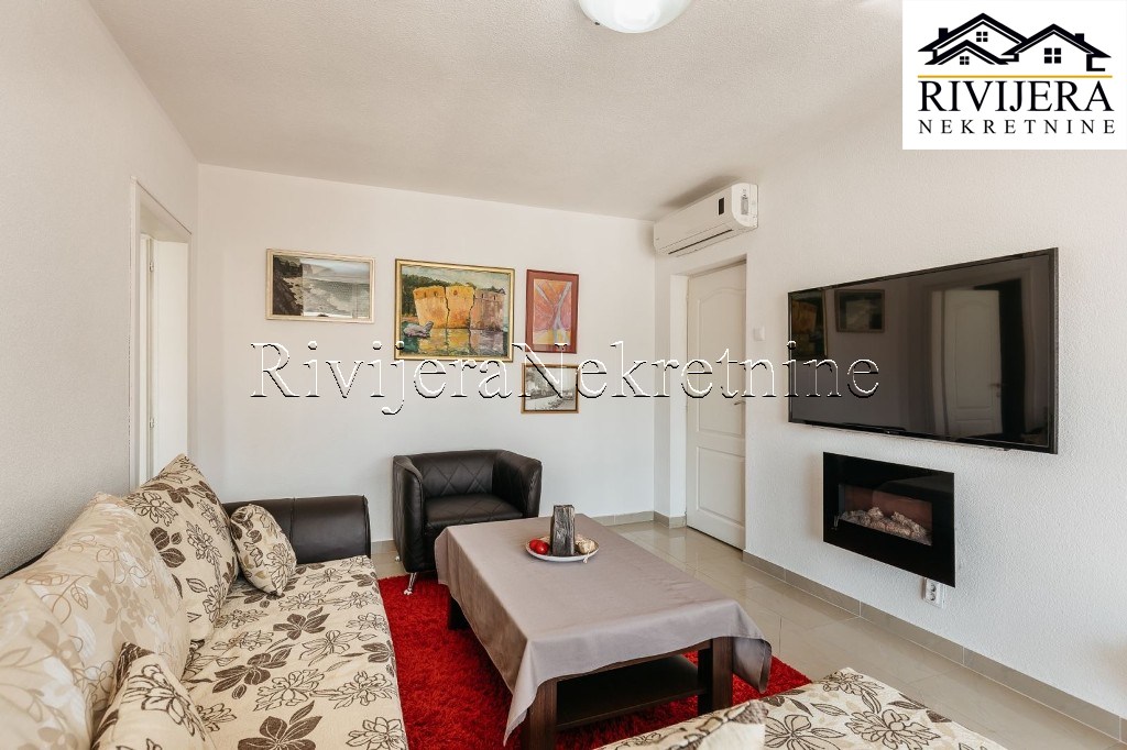 Квартира в Херцег-Нови, Черногория, 80 м² - фото 4