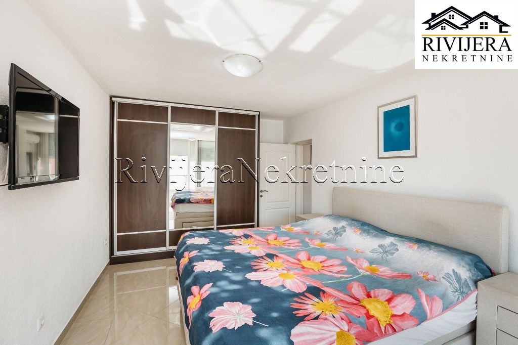 Квартира в Херцег-Нови, Черногория, 80 м² - фото 12