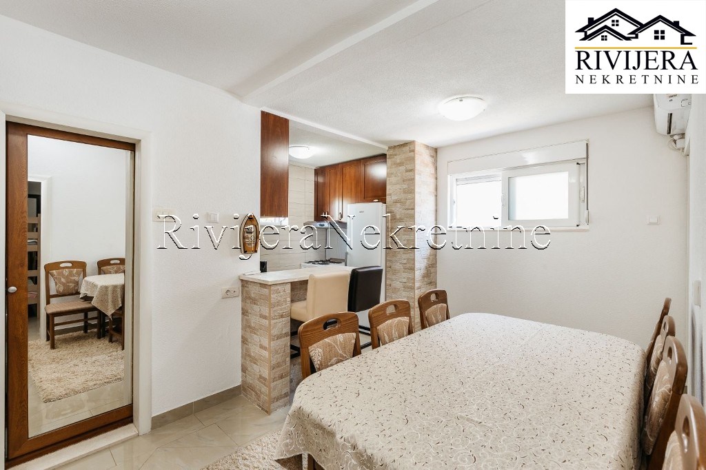 Квартира в Херцег-Нови, Черногория, 80 м² - фото 2