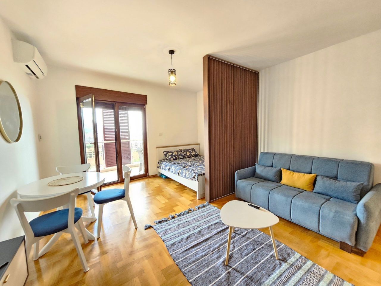 Апартаменты в Бечичи, Черногория, 42 м² - фото 1