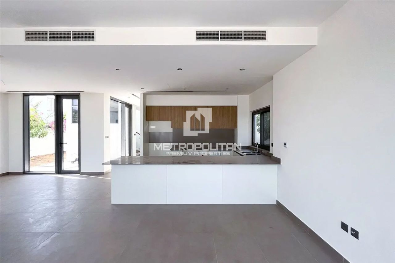 Вилла в Дубае, ОАЭ, 292 м² - фото 3