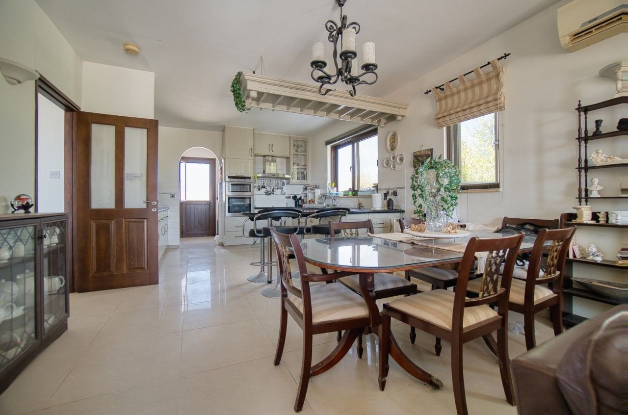 Бунгало в Пафосе, Кипр, 216 м² - фото 18