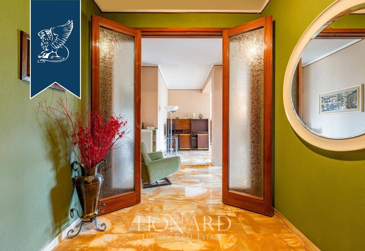 Апартаменты в Милане, Италия, 220 м² - фото 12