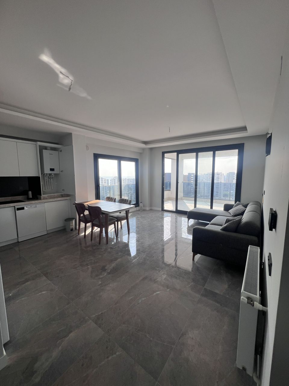 Квартира в Мерсине, Турция, 125 м² - фото 1