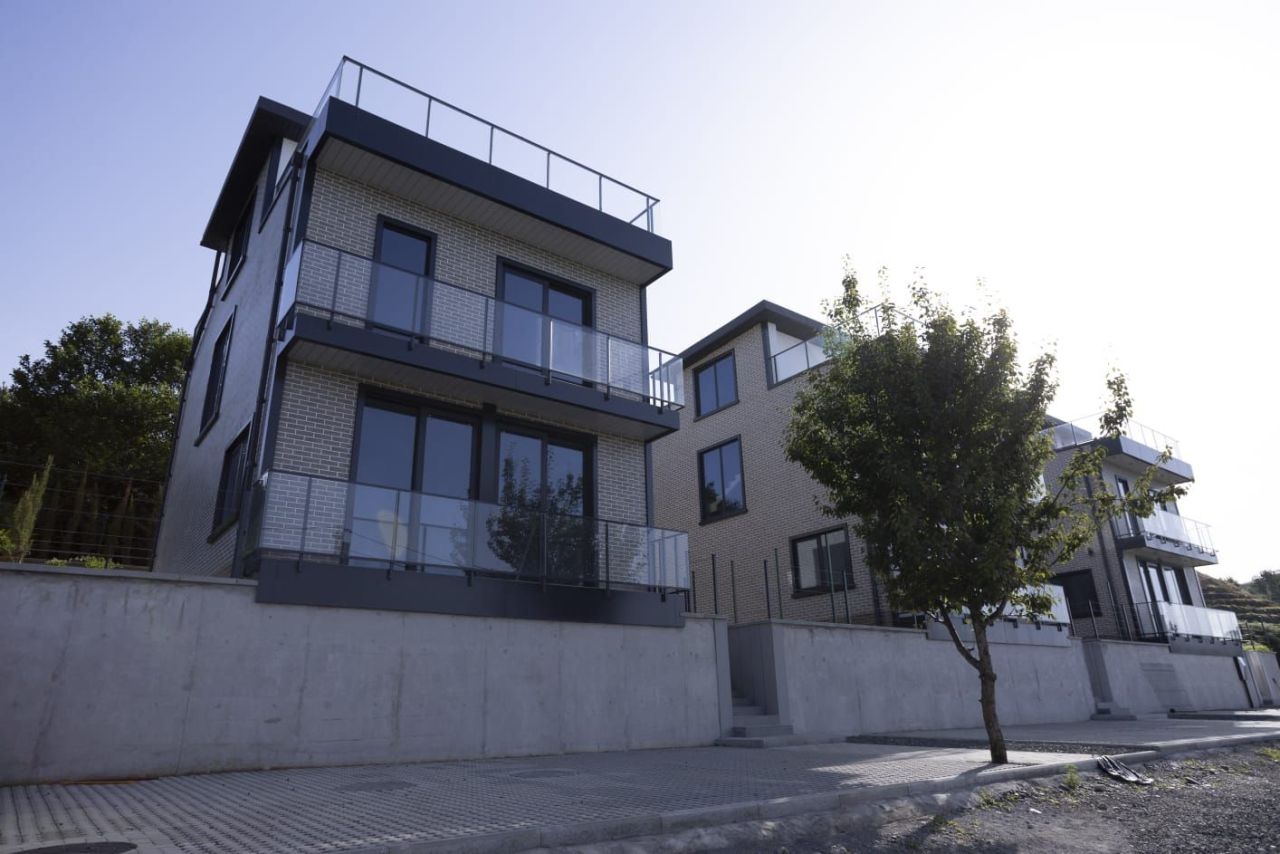 Коттедж в Батуми, Грузия, 132 м² - фото 1