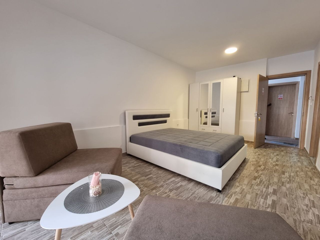 Апартаменты в Бечичи, Черногория, 40 м² - фото 1