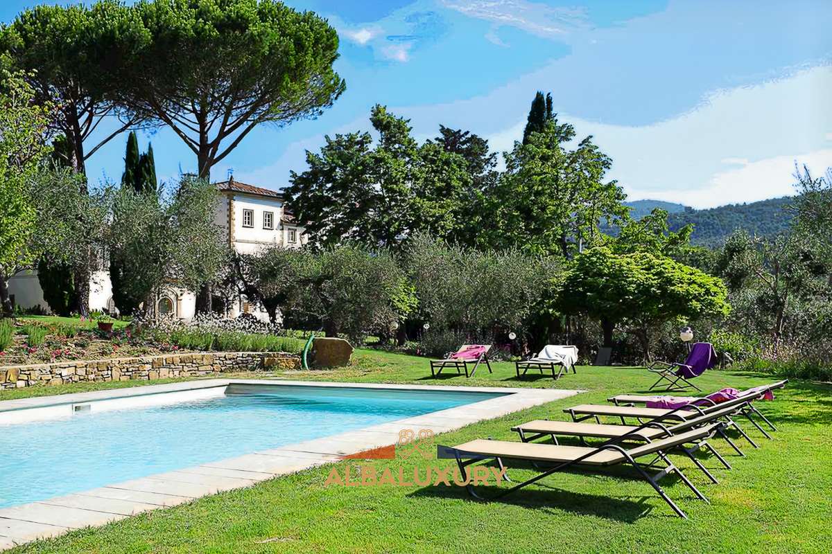 Апартаменты via di magnale, Италия, 800 м² - фото 1