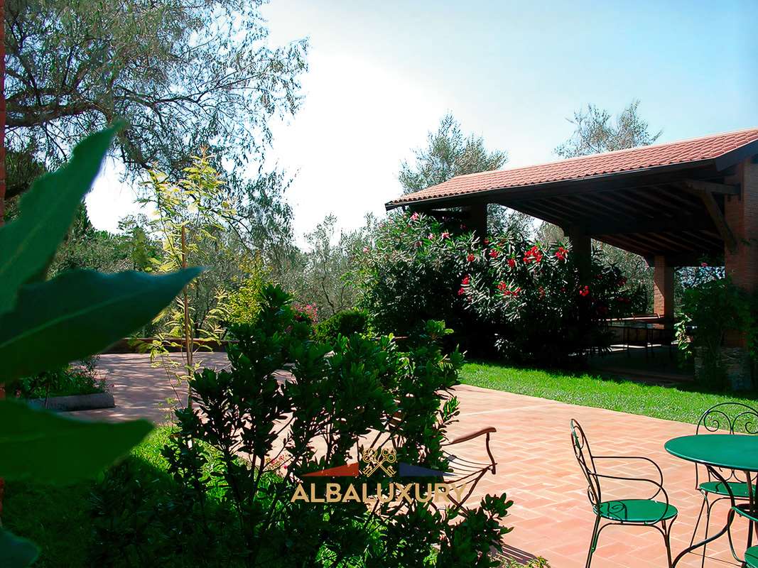 Апартаменты в Террануова-Браччолини, Италия, 25 000 м² - фото 5