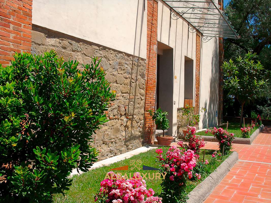 Апартаменты в Террануова-Браччолини, Италия, 25 000 м² - фото 19