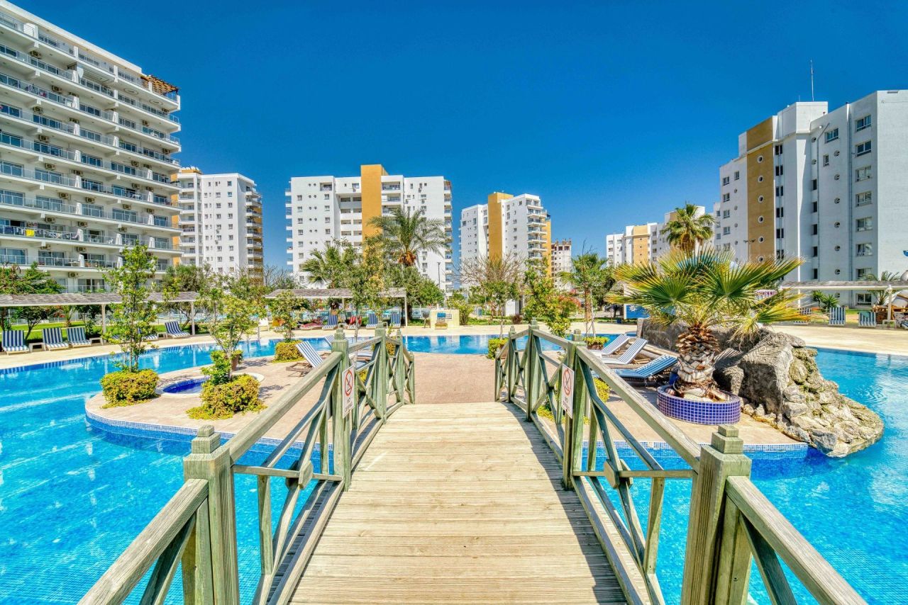 Апартаменты в Фамагусте, Кипр, 42 м² - фото 1