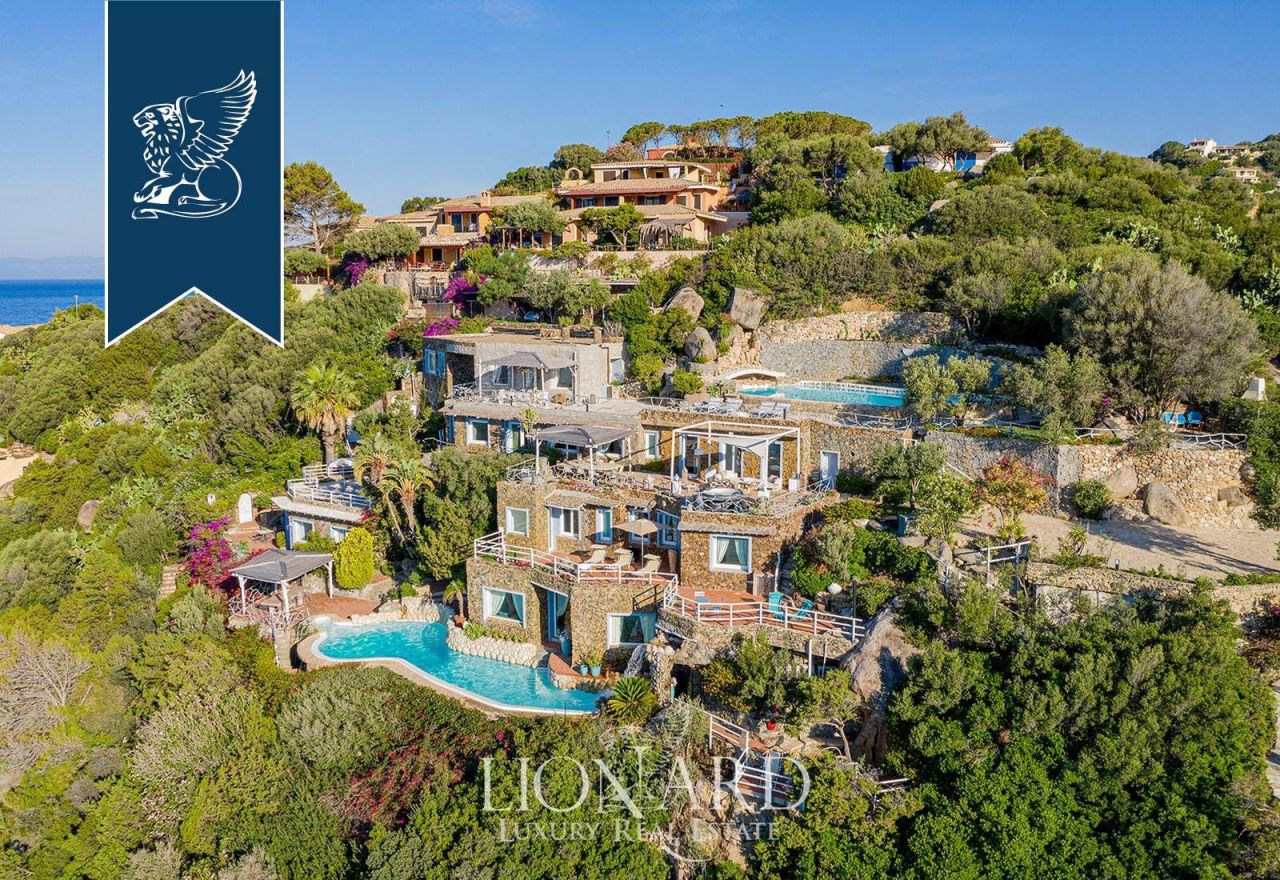 Вилла в Кальяри, Италия, 490 м² - фото 4