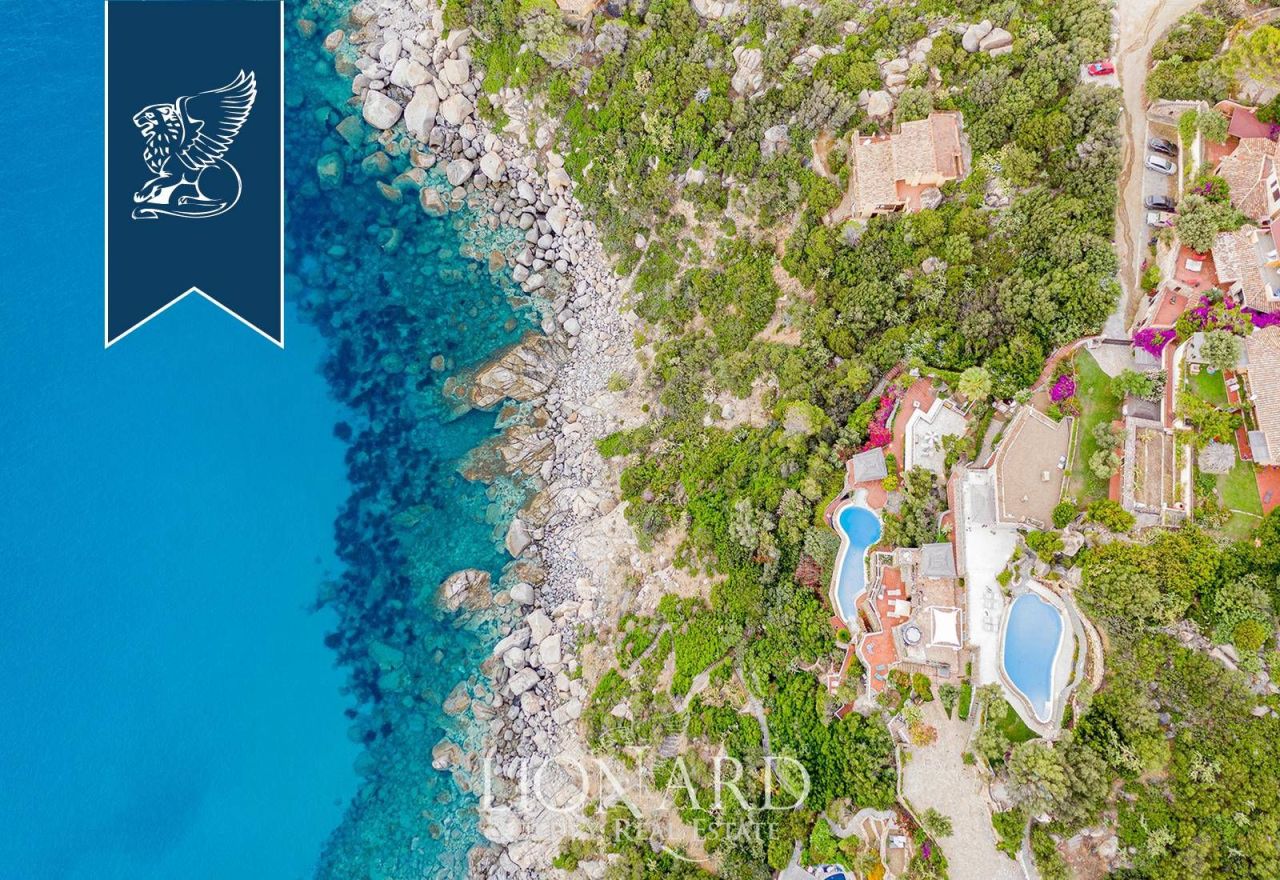 Вилла в Кальяри, Италия, 490 м² - фото 11