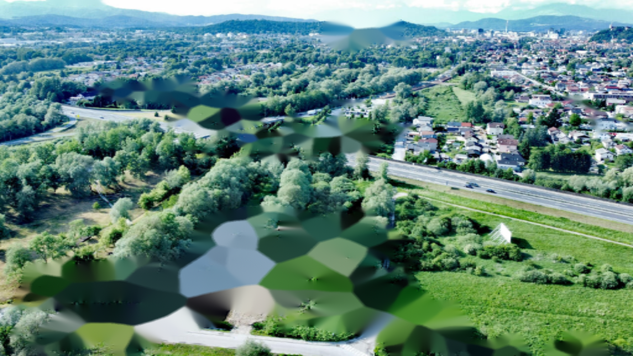 Земля в Любляне, Словения, 4 936 м² - фото 4