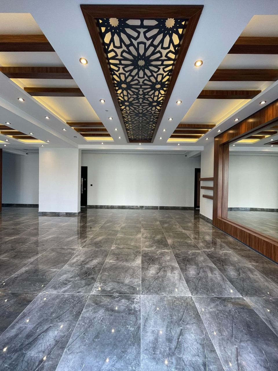 Квартира в Мерсине, Турция, 70 м² - фото 1